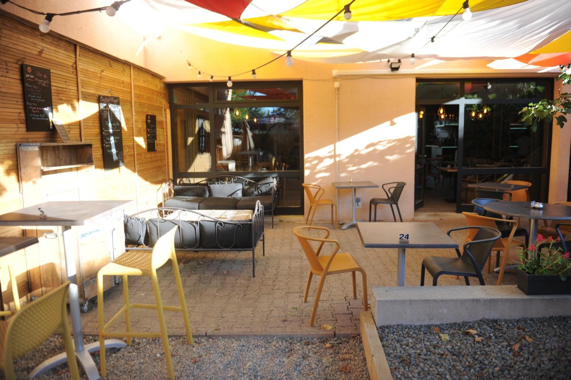 Hotel Restaurant Cirius Montrond-les-Bains Kültér fotó